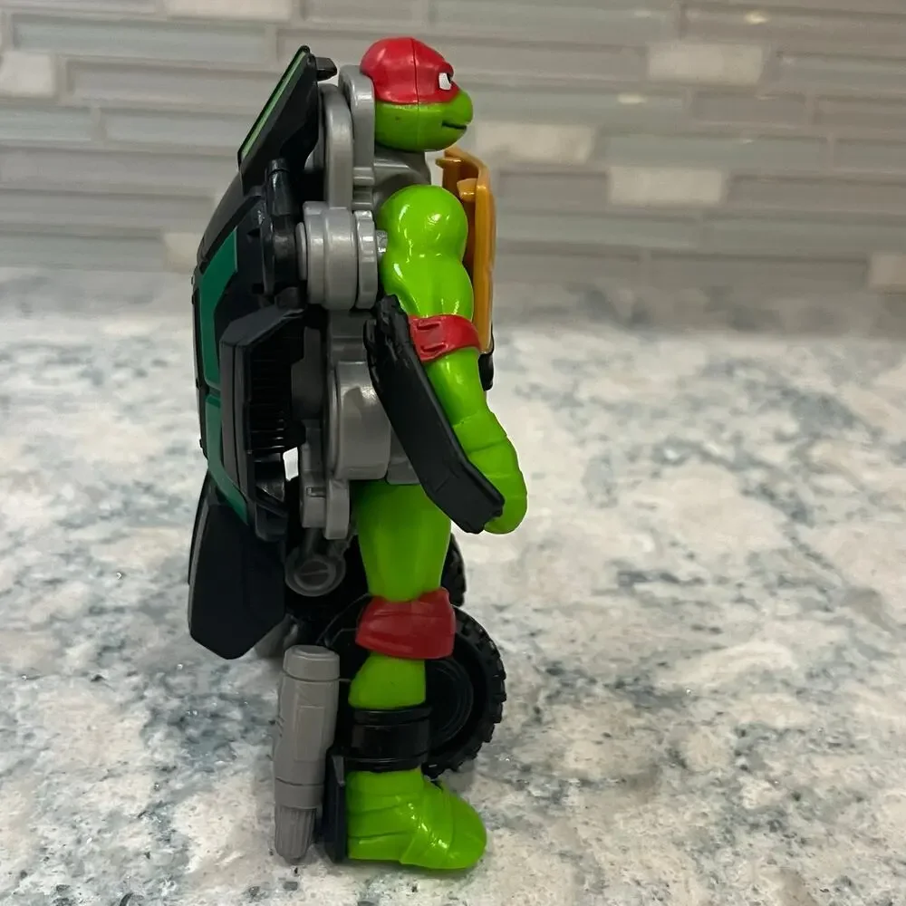 Teenage Mutant Ninja Turtles TNMT Mutations Twist 'N Mutate Raphael 5.5